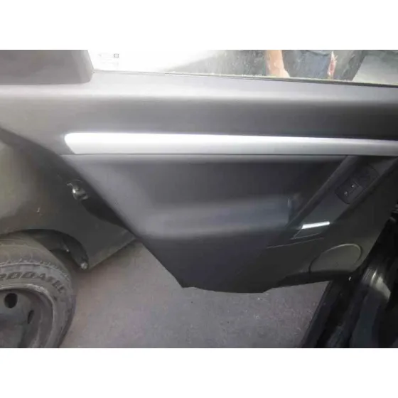 OPEL VECTRA C BERLINA '2004 COMFORT NEGRO