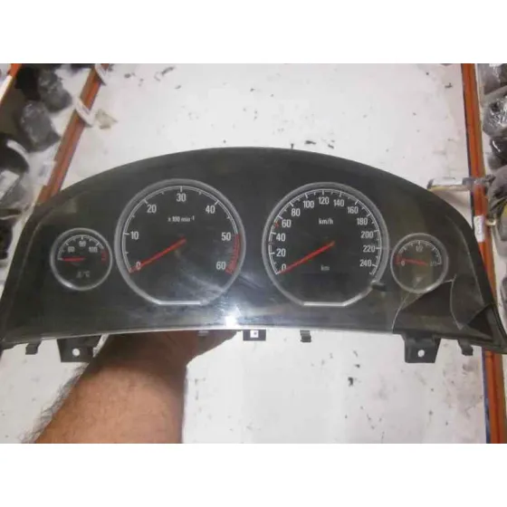 OPEL VECTRA C BERLINA '2004 COMFORT NEGRO