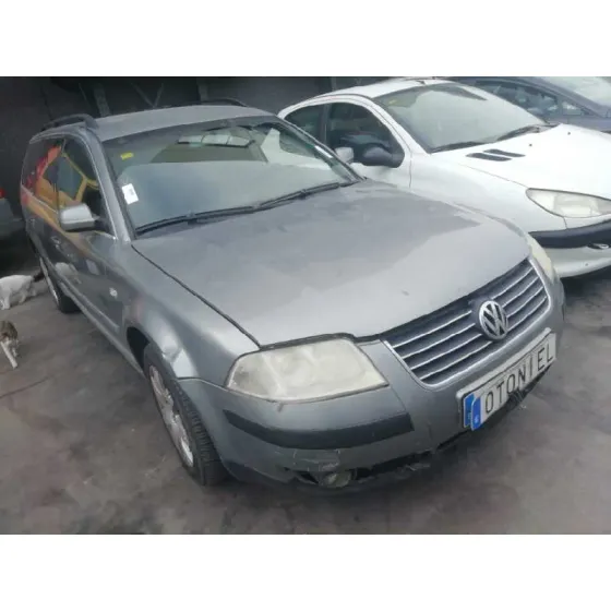 VOLKSWAGEN PASSAT VARIANT (3B6) '2003 1.9 TDI