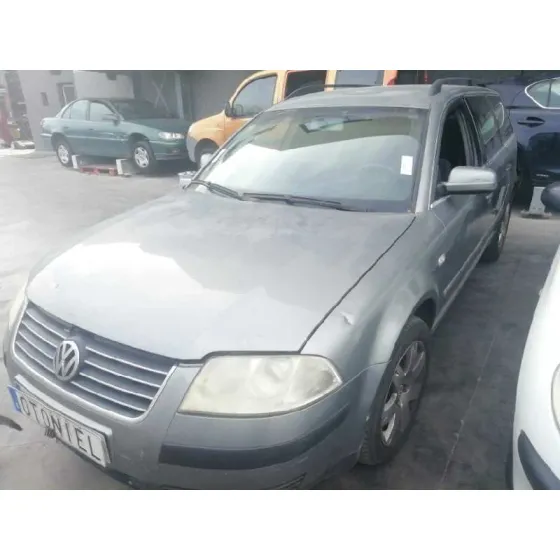 VOLKSWAGEN PASSAT VARIANT (3B6) '2003 1.9 TDI