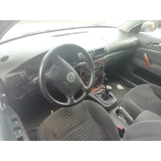 VOLKSWAGEN PASSAT VARIANT (3B6) '2003 1.9 TDI