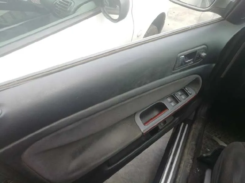 VOLKSWAGEN PASSAT VARIANT (3B6) '2003 1.9 TDI