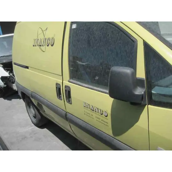 FIAT SCUDO (222) '2004 2.0 16V JTD ELX KOMBI (7 SITZE) AMARILLO