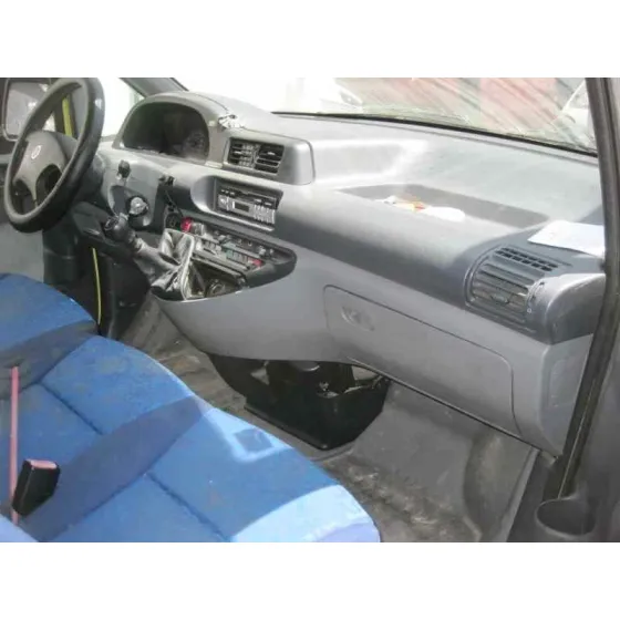 FIAT SCUDO (222) '2004 2.0 16V JTD ELX KOMBI (7 SITZE) AMARILLO