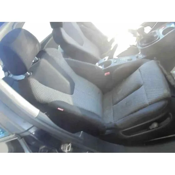 SEAT LEON (1P1) '2007 REFERENCE NEGRO