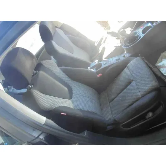 SEAT LEON (1P1) '2007 REFERENCE NEGRO