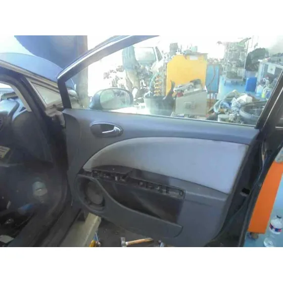 SEAT LEON (1P1) '2007 REFERENCE NEGRO