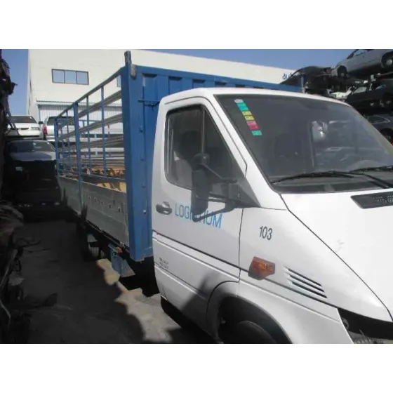 MERCEDES SPRINTER 02.00 -> CAJA ABIERTA '2002 416 CDI (904.612-613) BLANCO -AZUL