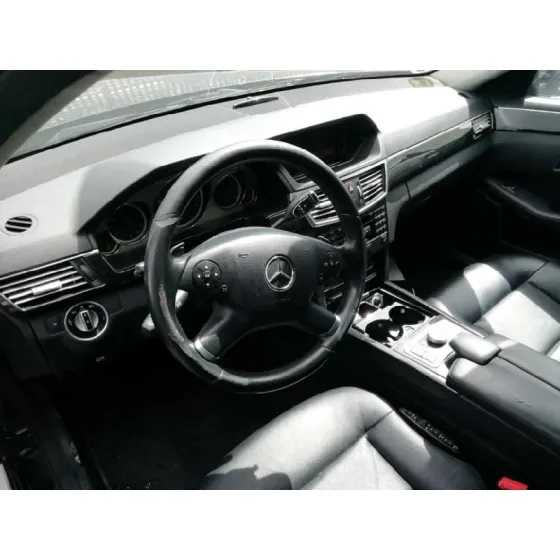 MERCEDES CLASE E (W212) LIM. '2011 E 300 CDI BLUEEFFICIENCY S&S (212.021) NEGRO 642850 170KW