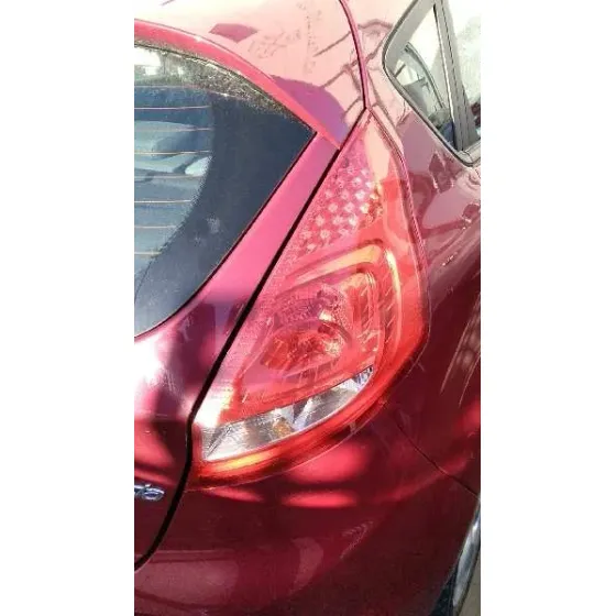 FORD FIESTA (CB1) '2009 AMBIENTE ROJO