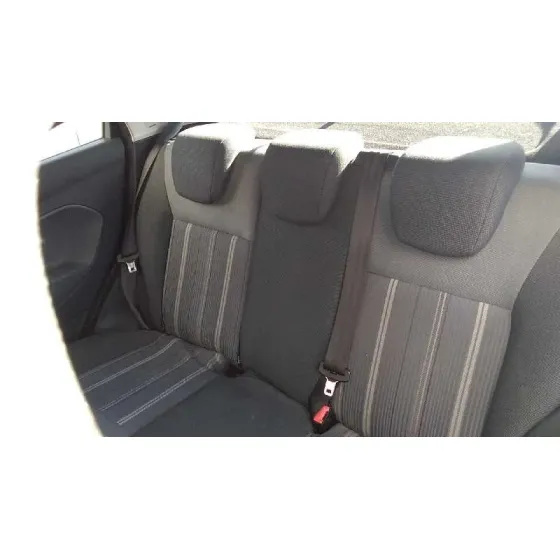 FORD FIESTA (CB1) '2009 AMBIENTE ROJO