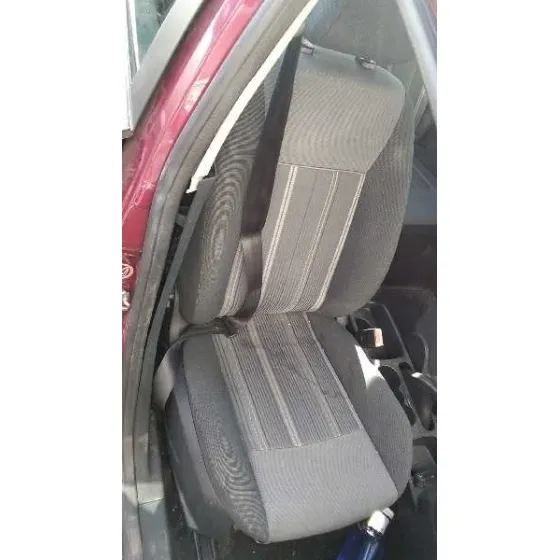 FORD FIESTA (CB1) '2009 AMBIENTE ROJO