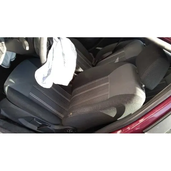 FORD FIESTA (CB1) '2009 AMBIENTE ROJO