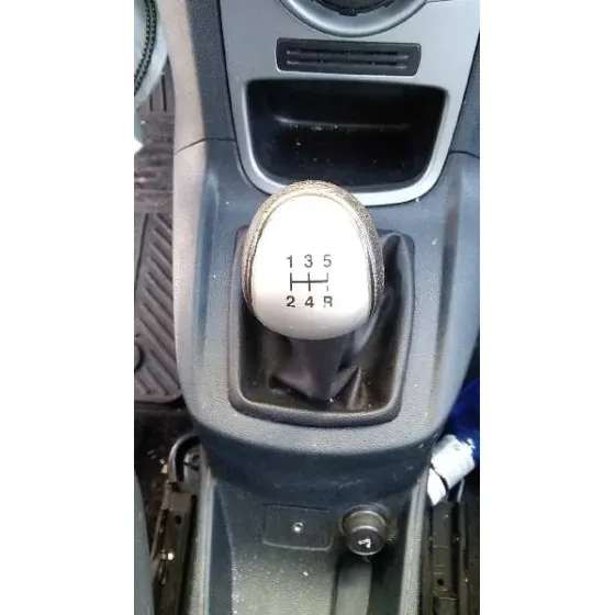FORD FIESTA (CB1) '2009 AMBIENTE ROJO