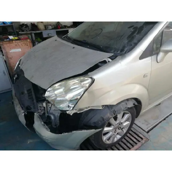 TOYOTA COROLLA VERSO (R1) '2007 2.2 TURBODIESEL CAT GRIS PLATA