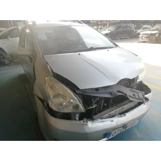 TOYOTA COROLLA VERSO (R1) '2007 2.2 TURBODIESEL CAT GRIS PLATA