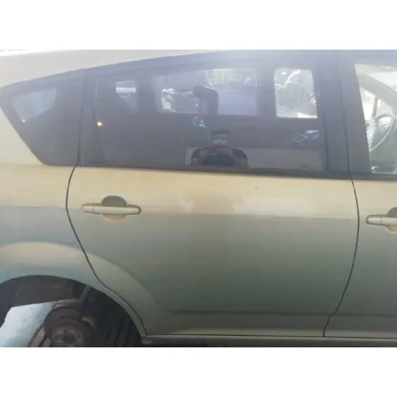 TOYOTA COROLLA VERSO (R1) '2007 2.2 TURBODIESEL CAT GRIS PLATA