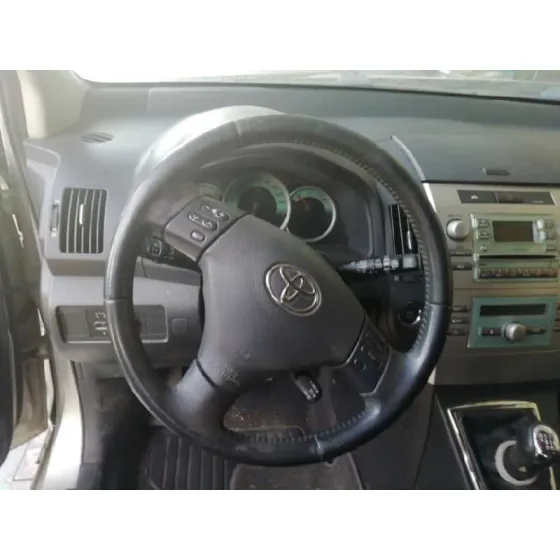TOYOTA COROLLA VERSO (R1) '2007 2.2 TURBODIESEL CAT GRIS PLATA