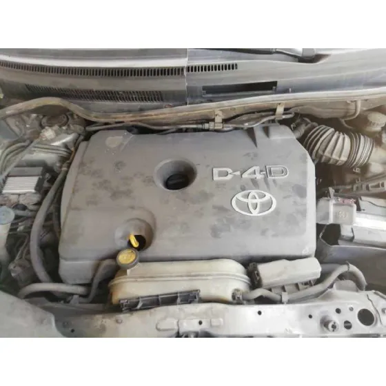 TOYOTA COROLLA VERSO (R1) '2007 2.2 TURBODIESEL CAT GRIS PLATA