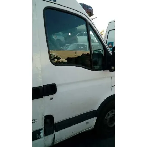 NISSAN INTERSTAR MOD. 04 (X70) '2007 2.5 DCI DIESEL CAT BLANCO