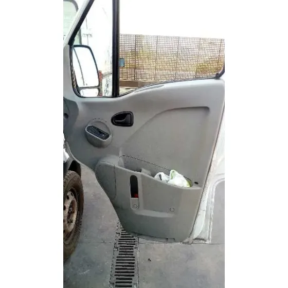 NISSAN INTERSTAR MOD. 04 (X70) '2007 2.5 DCI DIESEL CAT BLANCO