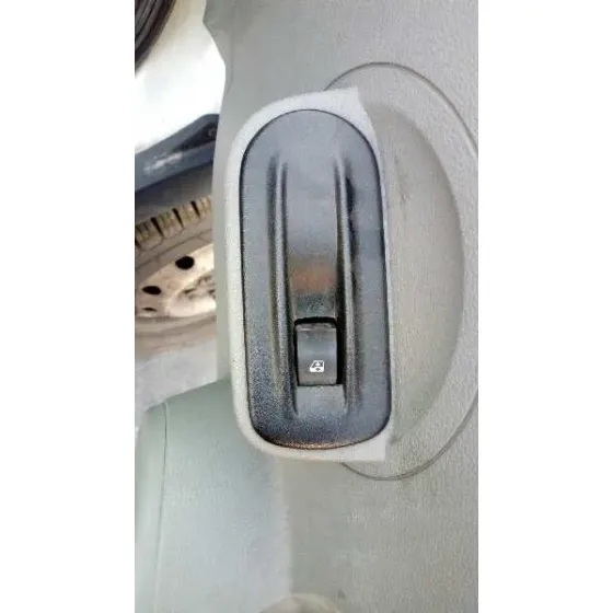 NISSAN INTERSTAR MOD. 04 (X70) '2007 2.5 DCI DIESEL CAT BLANCO
