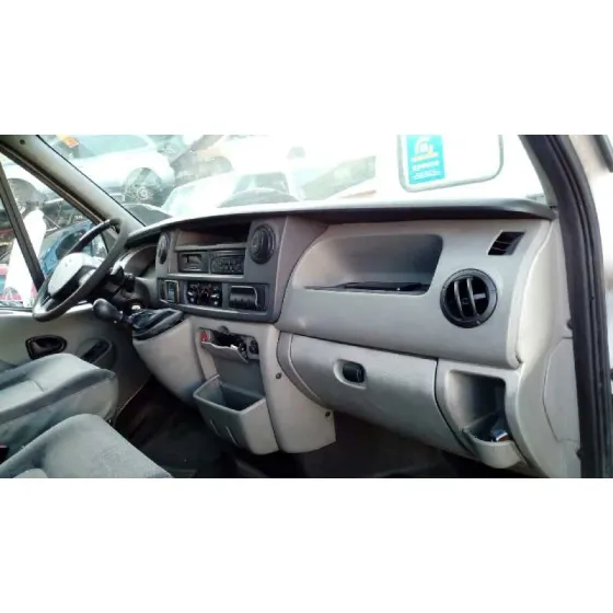 NISSAN INTERSTAR MOD. 04 (X70) '2007 2.5 DCI DIESEL CAT BLANCO