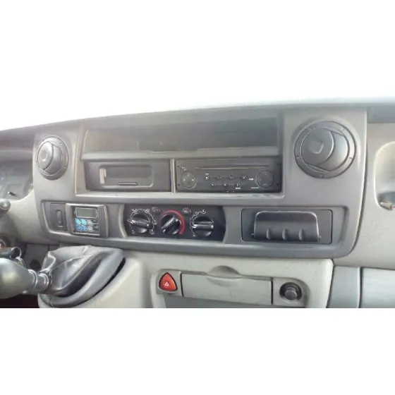 NISSAN INTERSTAR MOD. 04 (X70) '2007 2.5 DCI DIESEL CAT BLANCO