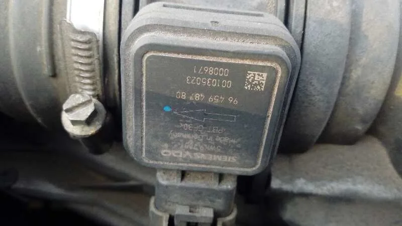 PEUGEOT 607 (S2) '2005 BASICO AZUL