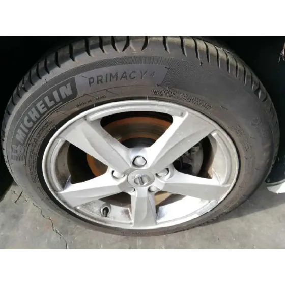 VOLVO V40 '2017 2.0 DIESEL CAT BLANCO