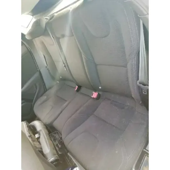 VOLVO V40 '2017 2.0 DIESEL CAT BLANCO