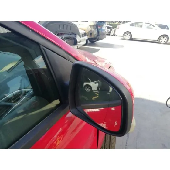 FORD FOCUS LIM. (CB8) '2014 EDITION ROJO