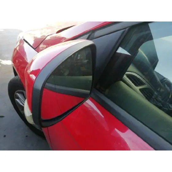 FORD FOCUS LIM. (CB8) '2014 EDITION ROJO