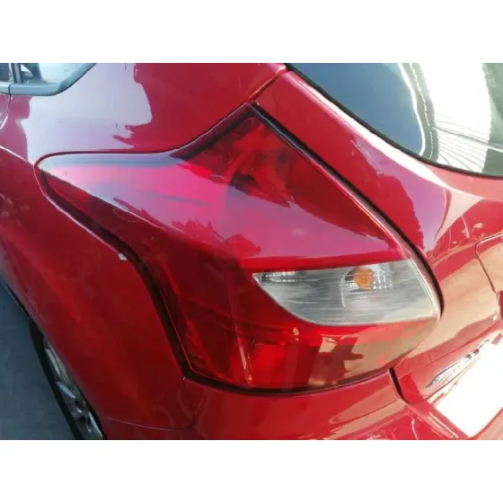 FORD FOCUS LIM. (CB8) '2014 EDITION ROJO