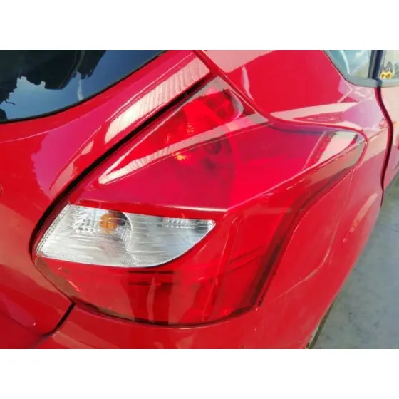 FORD FOCUS LIM. (CB8) '2014 EDITION ROJO