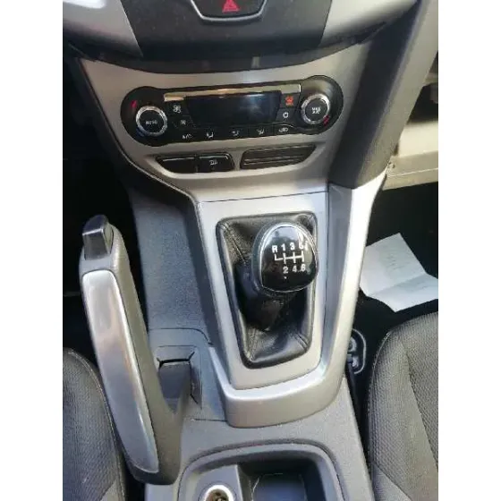 FORD FOCUS LIM. (CB8) '2014 EDITION ROJO