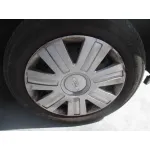FORD FIESTA (CBK) FORD FIESTA (CBK) '2004 1.4 16V CAT PLATA 2002