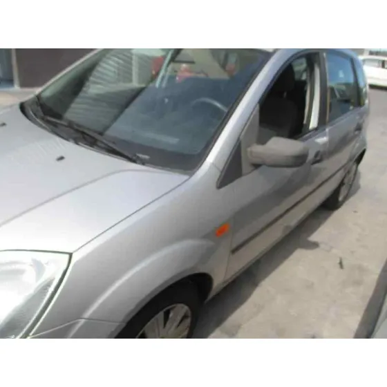 FORD FIESTA (CBK) '2004 1.4 16V CAT PLATA