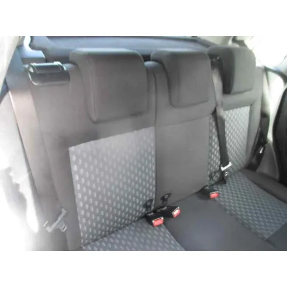 FORD FIESTA (CBK) '2004 1.4 16V CAT PLATA