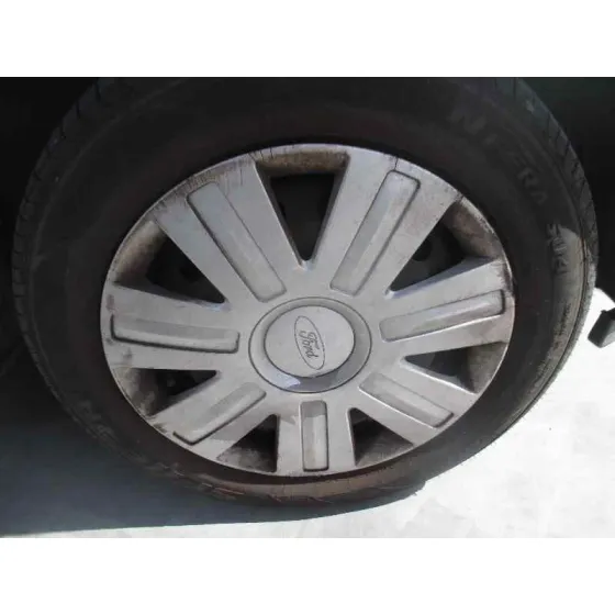 FORD FIESTA (CBK) '2004 1.4 16V CAT PLATA