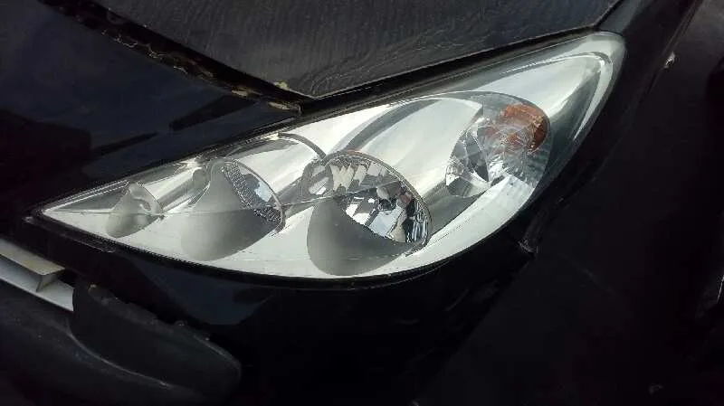 PEUGEOT 206+ '2009 BASICO NEGRO