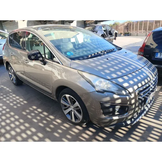 Peugeot 3008 I MONOSPACE (0U_) 2015