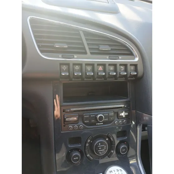 Peugeot 3008 I MONOSPACE (0U_) 2015