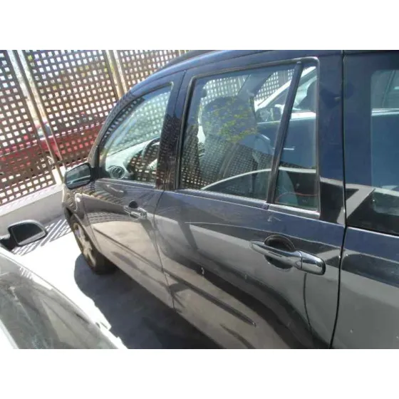 MAZDA 2 BERLINA (DY) '2004 1.4 CRTD ACTIVE NEGRO