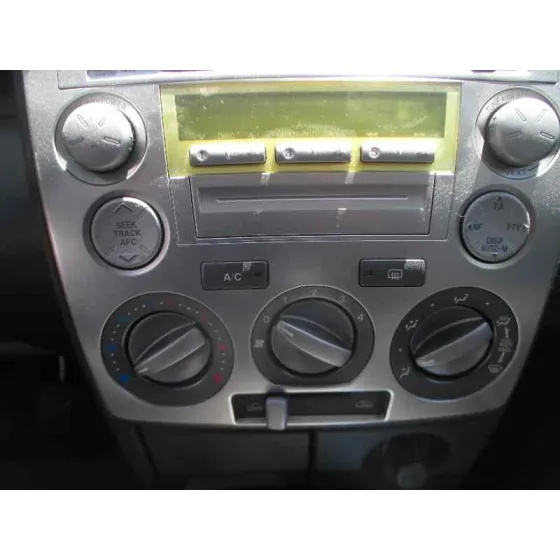 MAZDA 2 BERLINA (DY) '2004 1.4 CRTD ACTIVE NEGRO