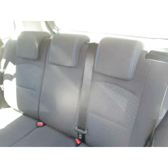 MAZDA 2 BERLINA (DY) '2004 1.4 CRTD ACTIVE NEGRO