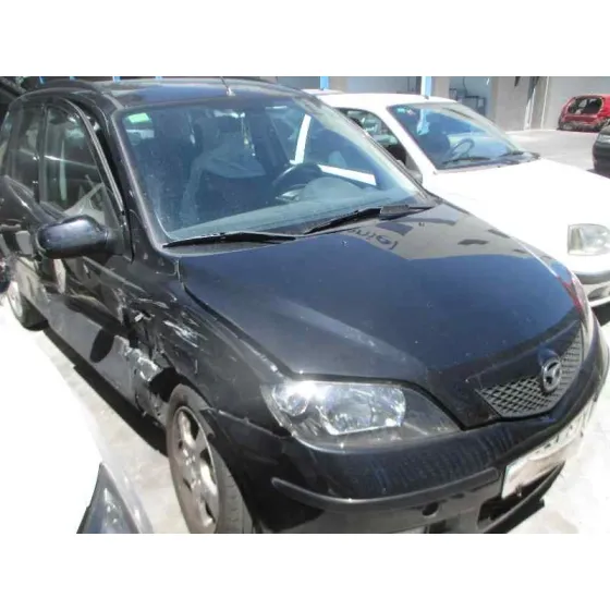 MAZDA 2 BERLINA (DY) '2004 1.4 CRTD ACTIVE NEGRO