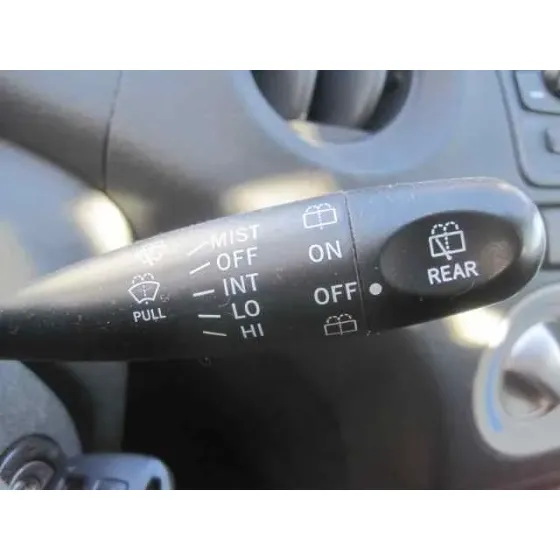 TOYOTA YARIS (NCP1/NLP1/SCP1) '2004 1.3 EXPO AZUL