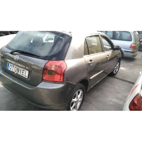 TOYOTA COROLLA (E12) '2002 1.6 LINEA LUNA BERLINA GRIS