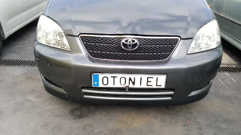 TOYOTA COROLLA (E12) '2002 1.6 LINEA LUNA BERLINA GRIS